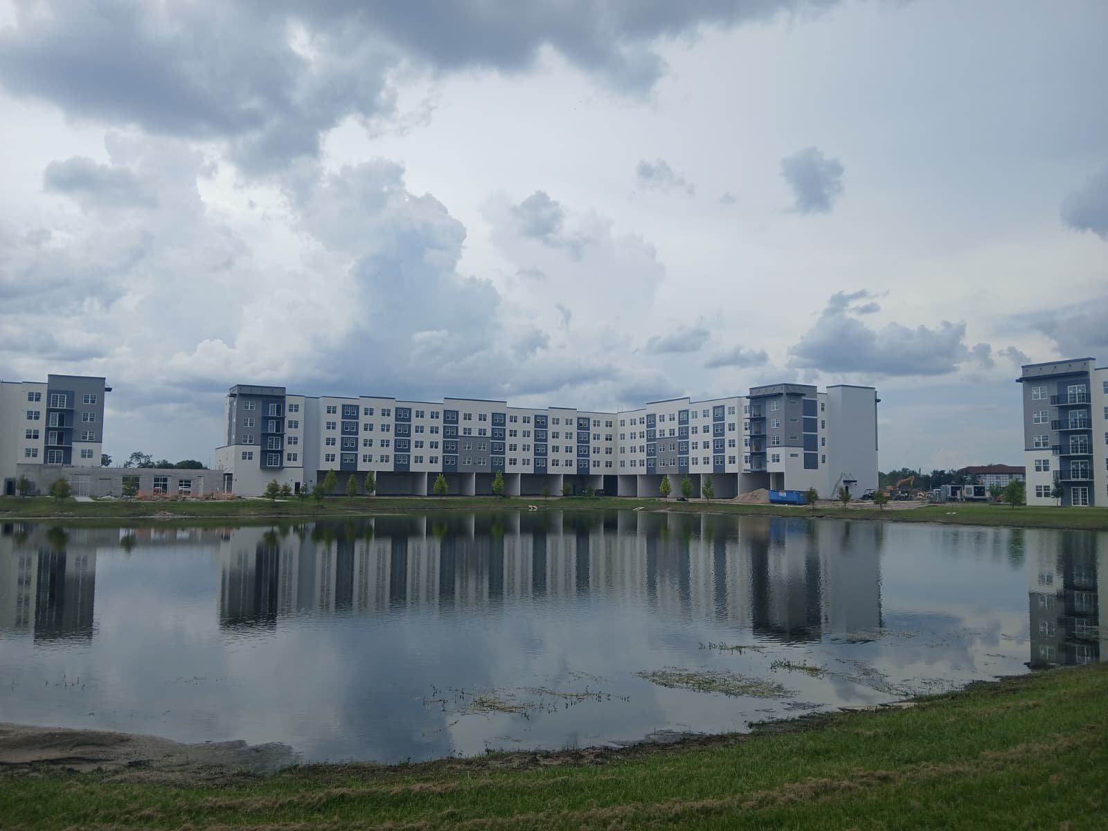 Apartamentos Residenciales a Estrenar cerca del Sea World en Orlando